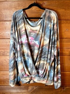 white birch Multicolor Tie-Dye Draped Crossover Long Sleeve Top Size 2X 💕🩶